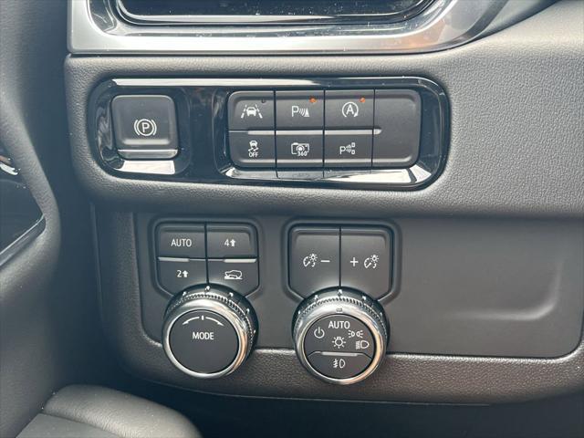 new 2025 GMC Yukon XL car, priced at $80,160