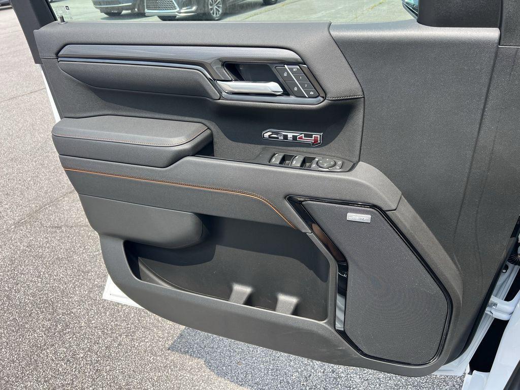 new 2025 GMC Sierra 1500 car, priced at $74,509