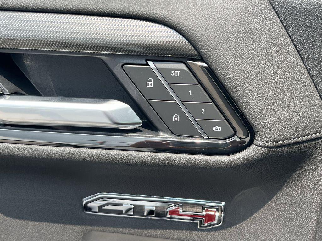 new 2025 GMC Sierra 1500 car, priced at $74,509