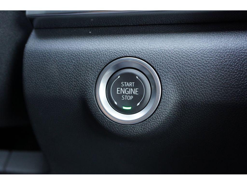 new 2025 GMC Terrain car, priced at $31,999