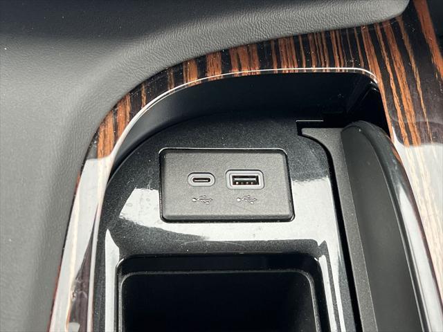 used 2024 Cadillac Escalade car, priced at $81,687