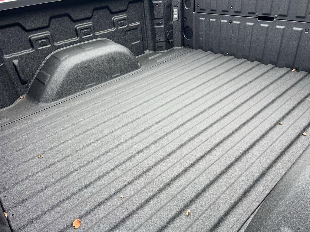 new 2025 GMC Sierra 1500 car, priced at $75,004