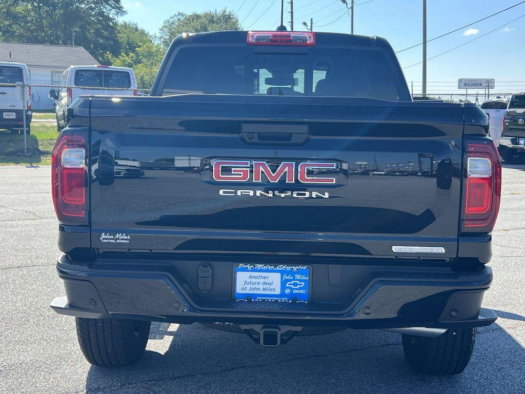 new 2025 GMC Canyon car, priced at $41,085