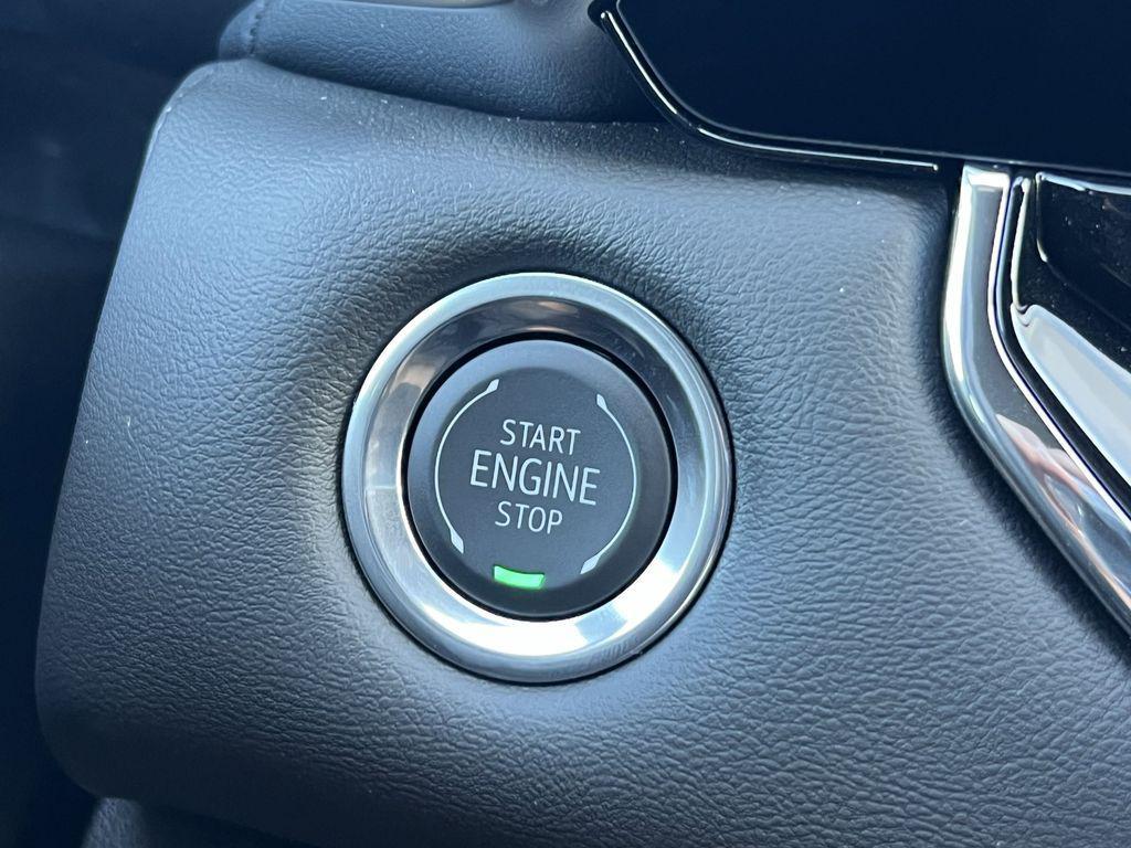 new 2025 GMC Canyon car, priced at $41,085
