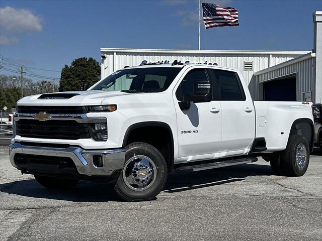 new 2025 Chevrolet Silverado 3500 car, priced at $76,594