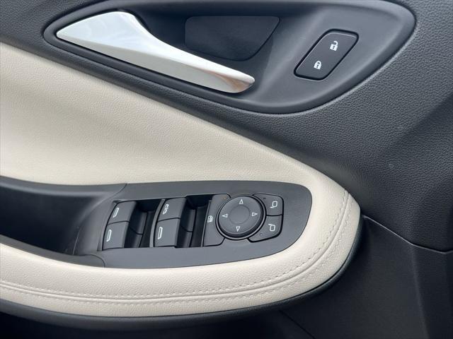 new 2025 Buick Encore GX car, priced at $29,220