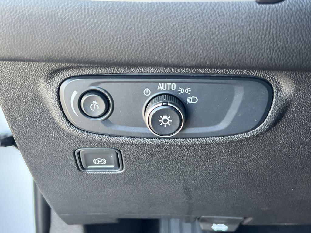 used 2024 GMC Terrain car, priced at $24,887