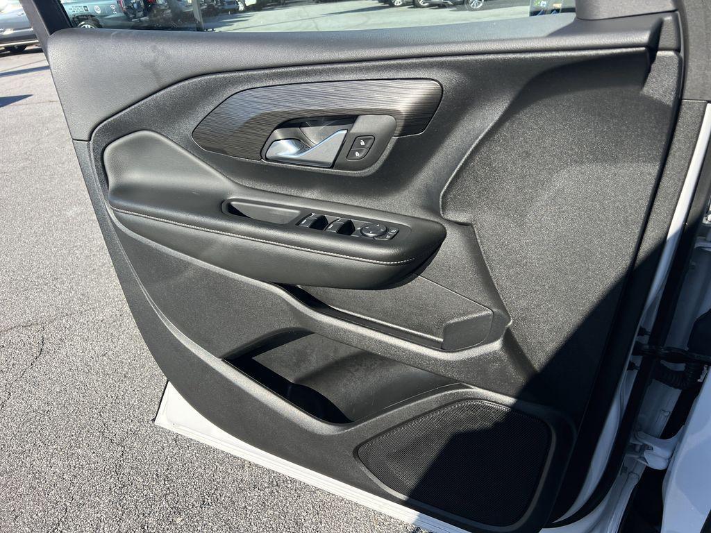 used 2024 GMC Terrain car, priced at $24,887