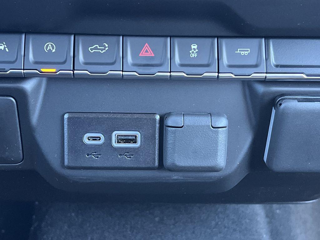 new 2026 GMC Sierra 1500 car, priced at $45,740