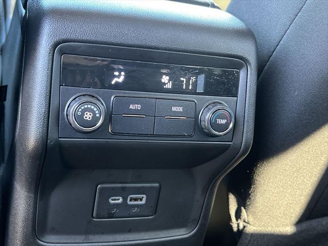 used 2022 GMC Acadia car, priced at $29,999
