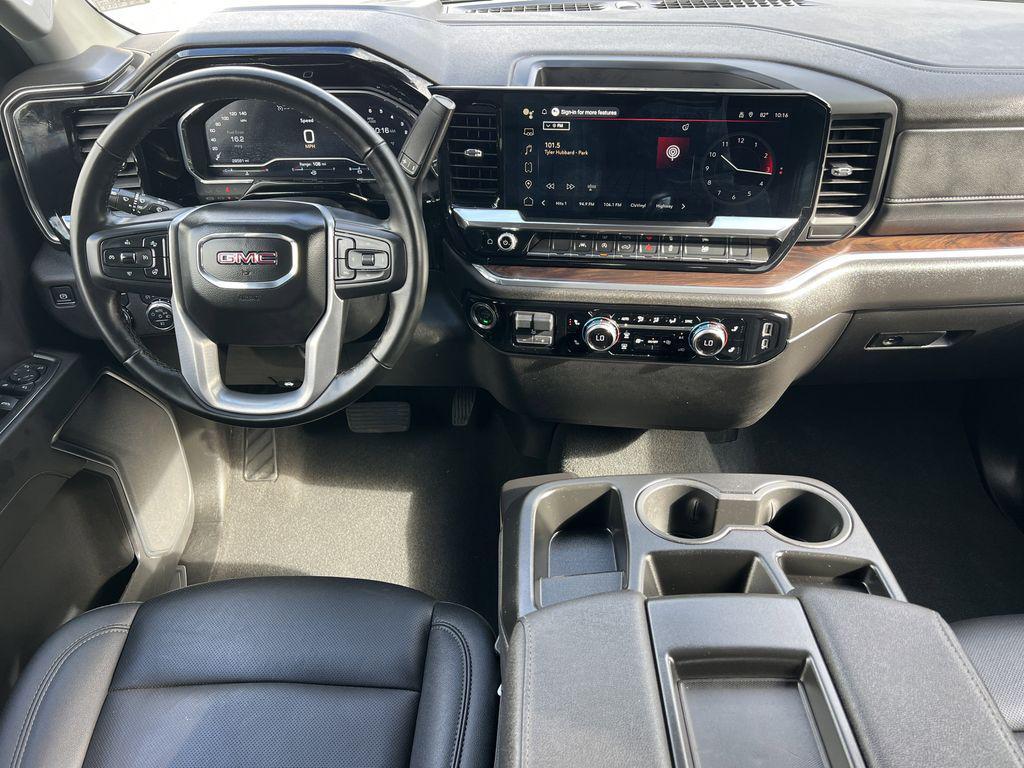 used 2025 GMC Sierra 1500 car, priced at $51,884