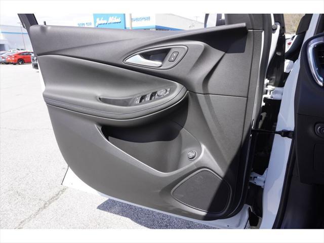 new 2025 Buick Encore GX car, priced at $30,925