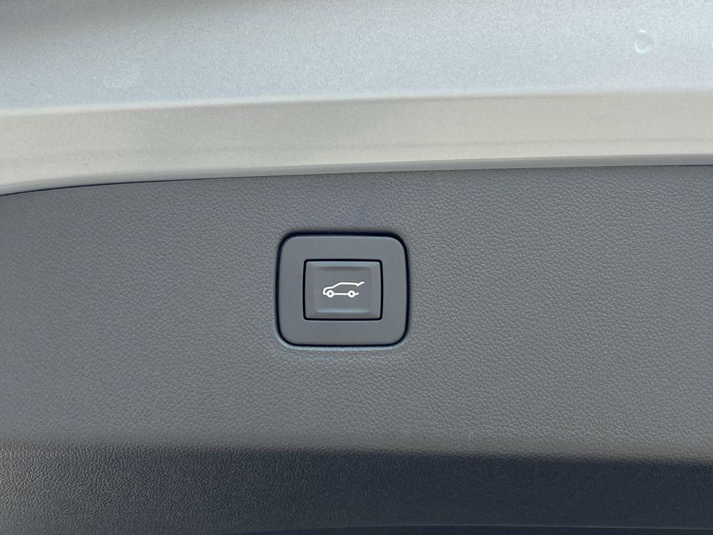 new 2026 Buick Envista car, priced at $27,788