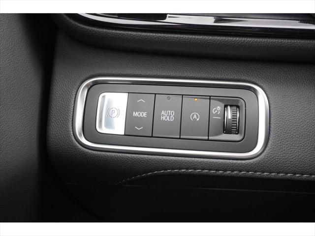 new 2025 Buick Enclave car, priced at $49,585