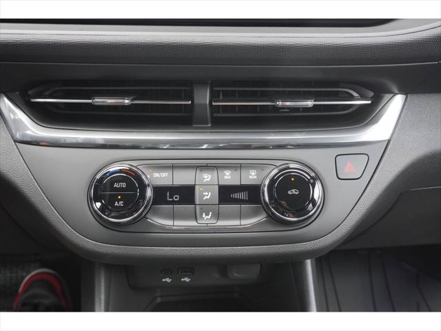 new 2025 Buick Envista car, priced at $25,865