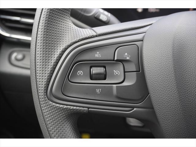 new 2025 Buick Envista car, priced at $25,865