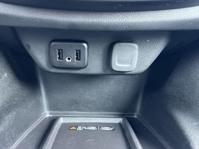 used 2023 Chevrolet Traverse car, priced at $31,999
