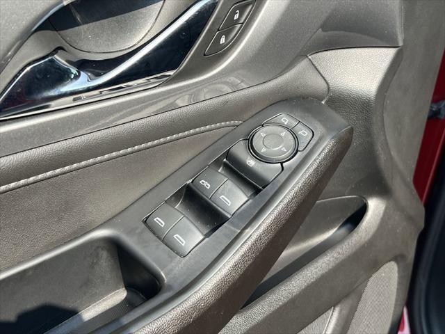 used 2023 Chevrolet Traverse car, priced at $31,999