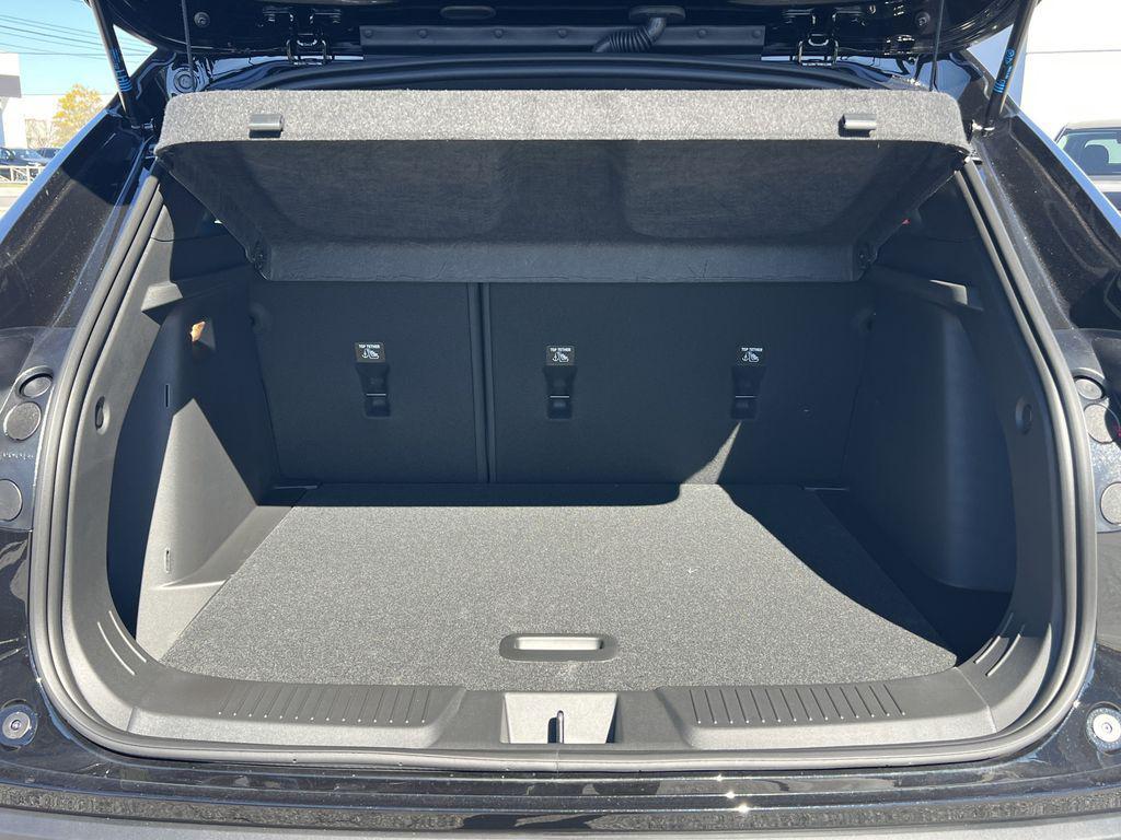 new 2026 Chevrolet Trax car, priced at $28,385