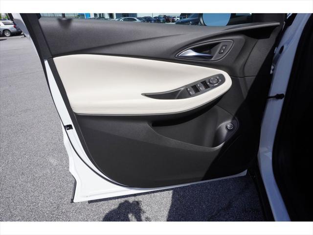 new 2025 Buick Encore GX car, priced at $30,170