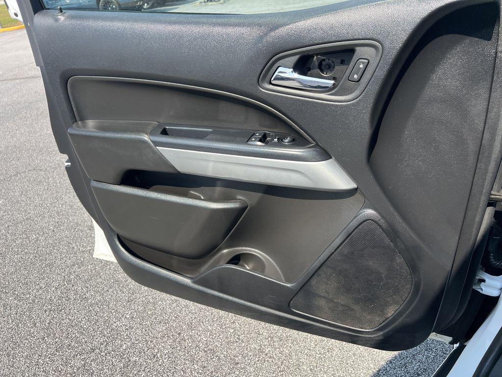 used 2022 Chevrolet Colorado car, priced at $21,999