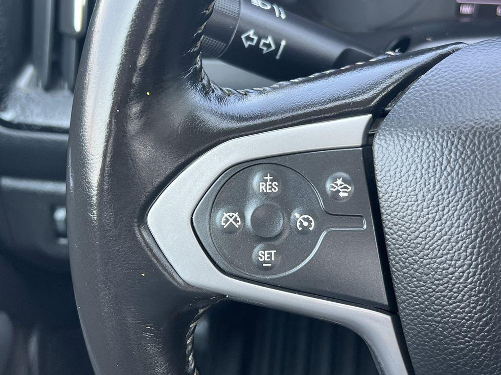 used 2022 Chevrolet Colorado car, priced at $21,999