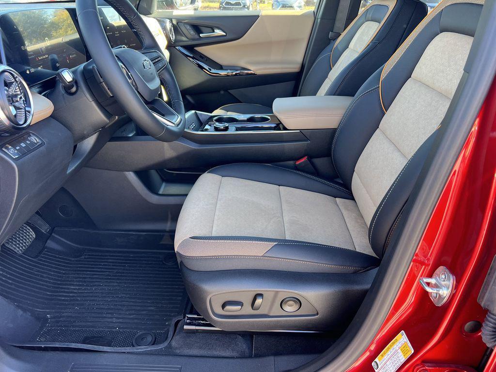 new 2026 Chevrolet Equinox car, priced at $40,110