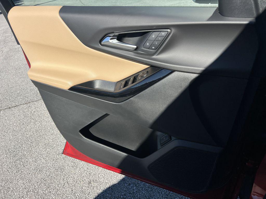 new 2026 Chevrolet Equinox car, priced at $40,110