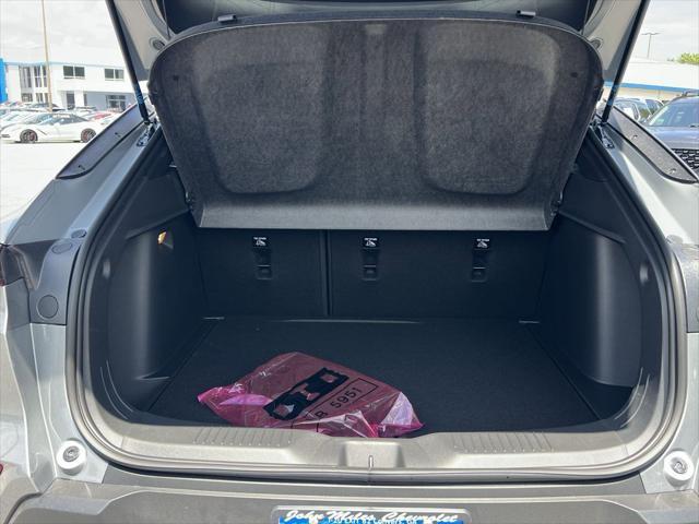 new 2025 Buick Envista car, priced at $26,935