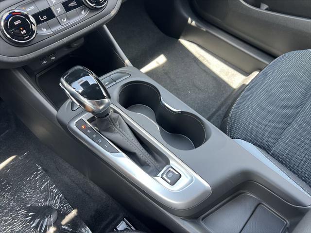 new 2025 Buick Envista car, priced at $26,935