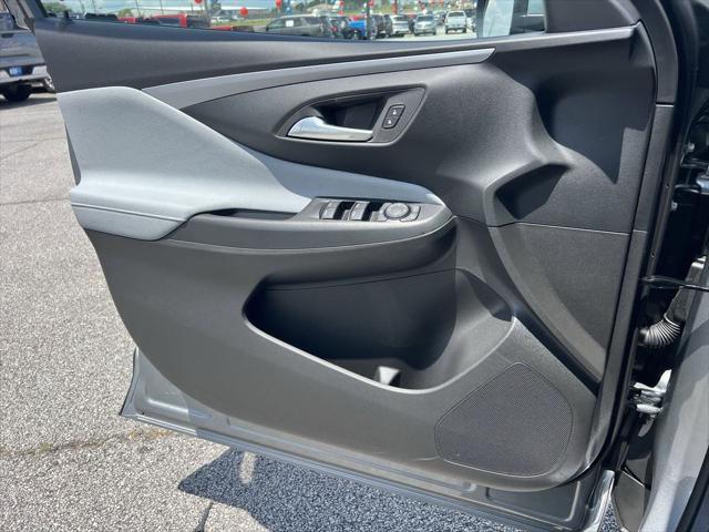 new 2025 Buick Envista car, priced at $26,935