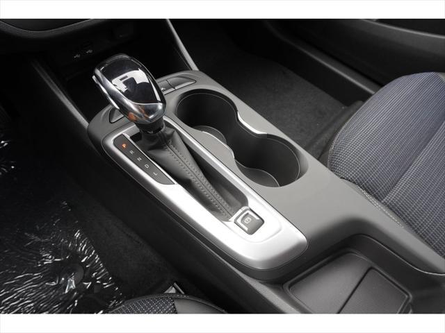 new 2025 Buick Envista car, priced at $26,935