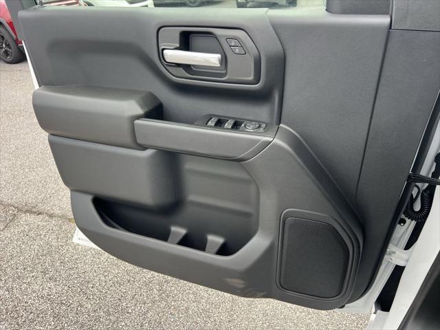 new 2025 GMC Sierra 1500 car, priced at $46,284
