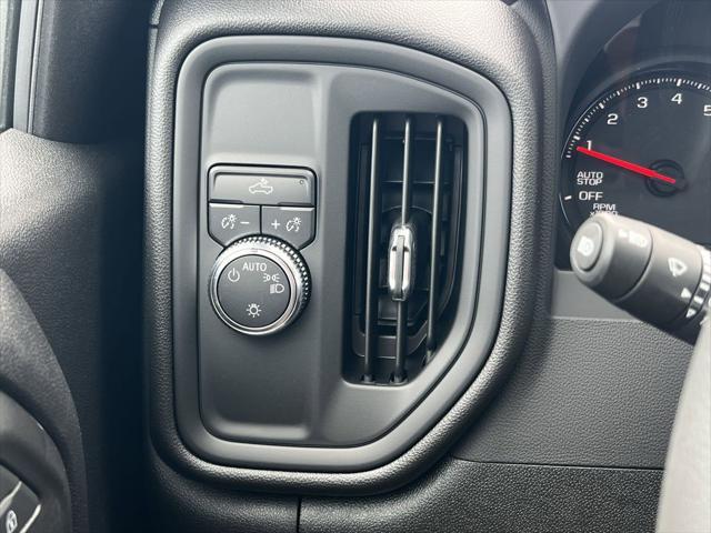 new 2025 GMC Sierra 1500 car, priced at $46,284