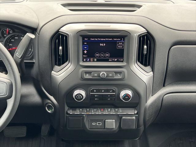 new 2025 GMC Sierra 1500 car, priced at $46,284