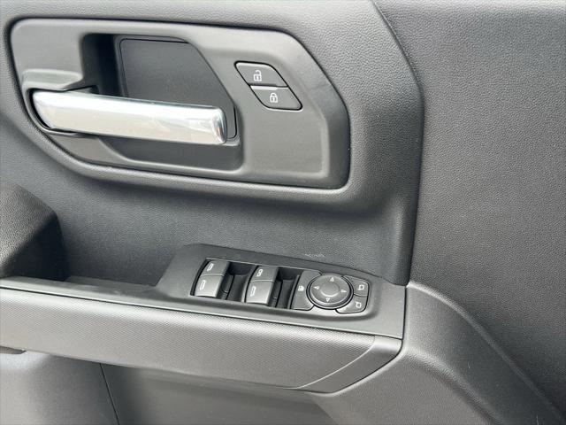 new 2025 GMC Sierra 1500 car, priced at $46,284