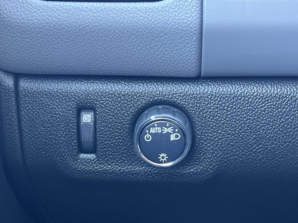 used 2021 Chevrolet Colorado car, priced at $23,999