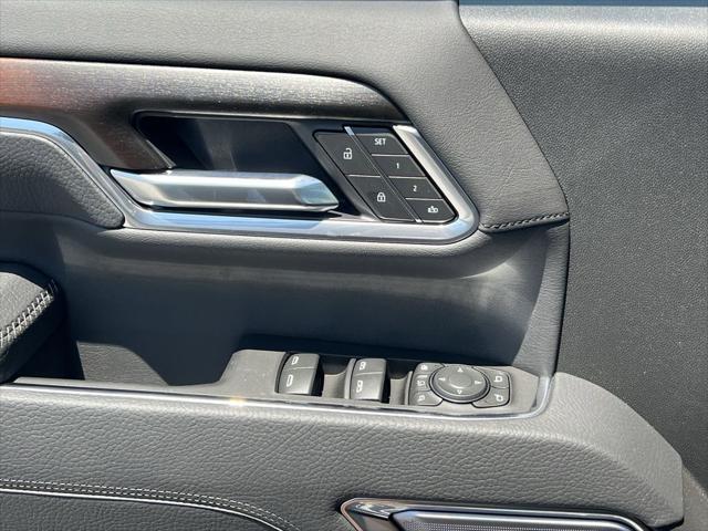 new 2025 GMC Sierra 2500 car, priced at $79,269
