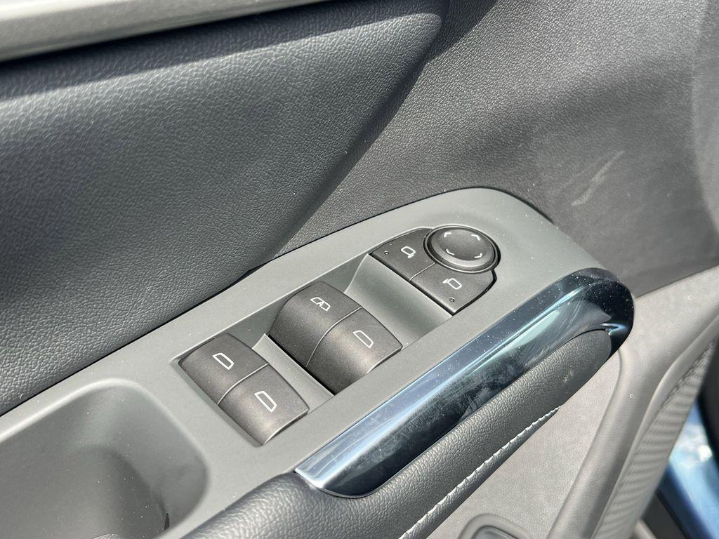 new 2025 Chevrolet Traverse car, priced at $42,560