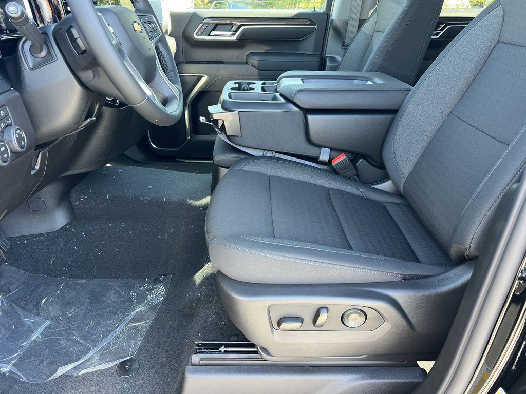 new 2026 Chevrolet Silverado 1500 car, priced at $52,640