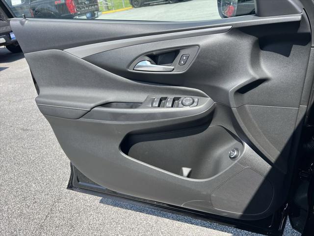 new 2025 Buick Envista car, priced at $31,884