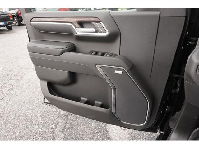 new 2025 GMC Sierra 1500 car, priced at $62,874