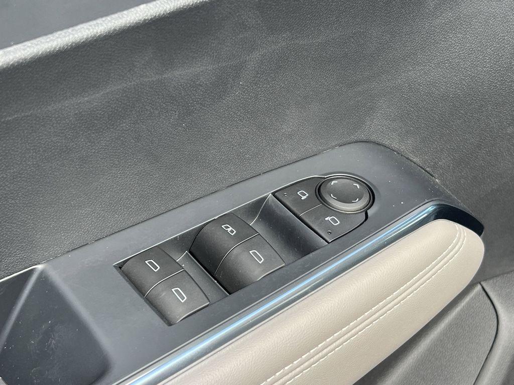 new 2025 GMC Acadia car, priced at $46,498