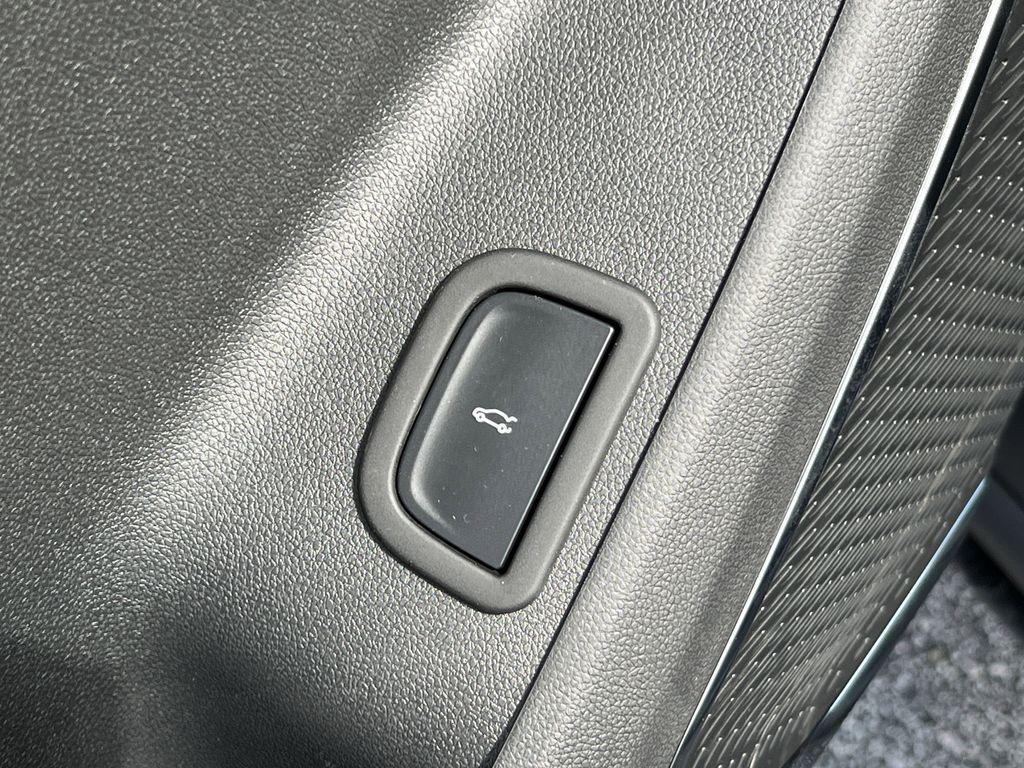 new 2025 GMC Acadia car, priced at $46,498