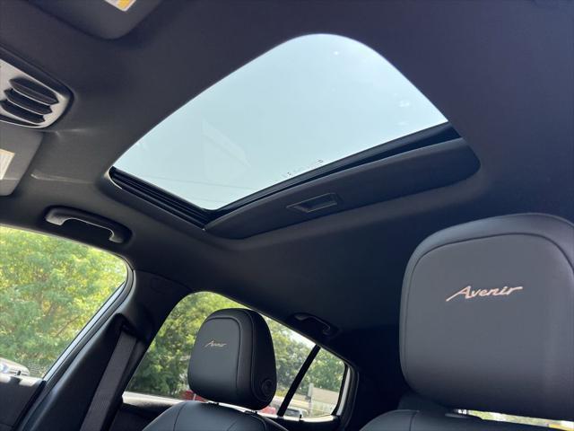 new 2025 Buick Envista car, priced at $32,185
