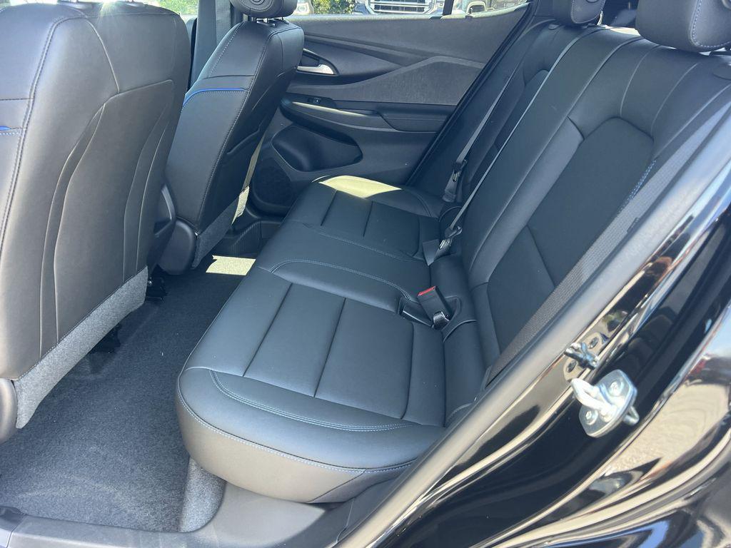 new 2025 Buick Envista car, priced at $29,475