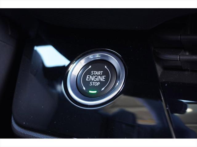 new 2025 Buick Envision car, priced at $39,740