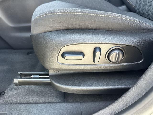 used 2023 Chevrolet Equinox car, priced at $23,999