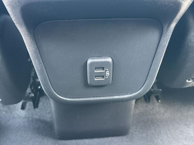 used 2023 Chevrolet Equinox car, priced at $23,999