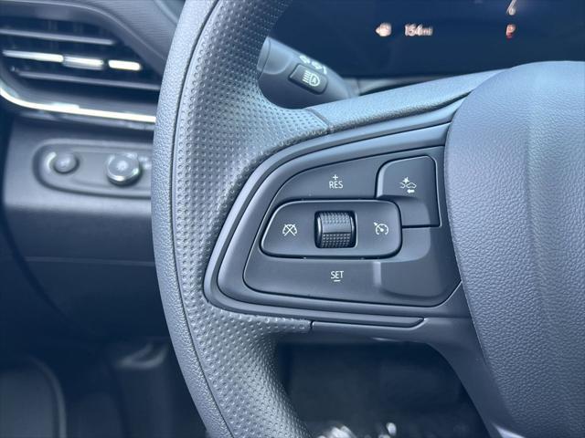 new 2025 Buick Envista car, priced at $31,690